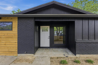 4400 Dovehill Dr — photo 4