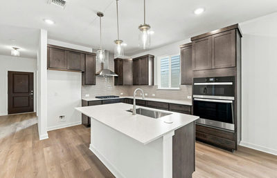 129 Adlai Ave — photo 3