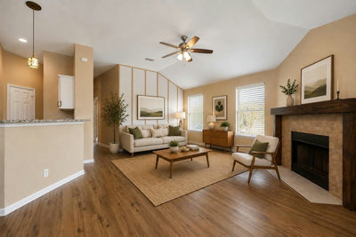 303 McCoy Ln — photo 2