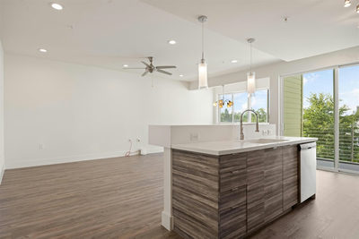 604 N Bluff Dr #244 — photo 3