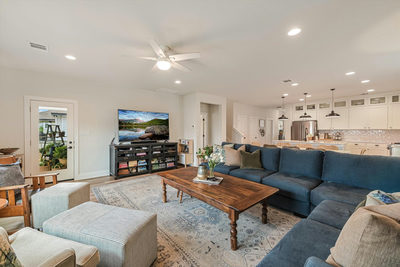 125 Broken Oak Dr — photo 4