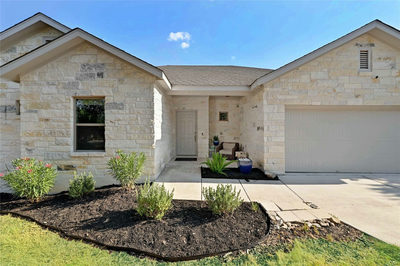 1302 Ponderosa Bnd — photo 2