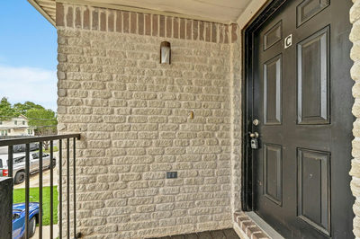 2212 Katy Ln — photo 4
