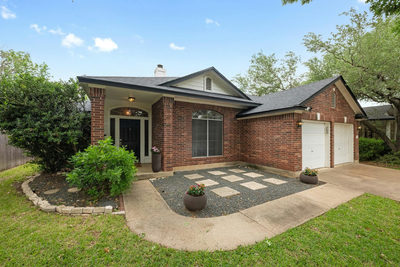 9508 Zuniga Dr — photo 2