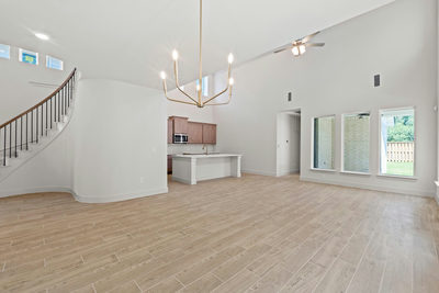 529 Buckaroo Dr — photo 2