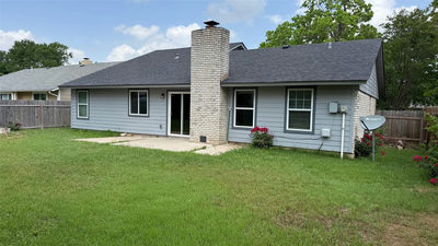 1307 Wroxton Way — photo 2