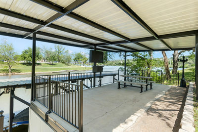 500 Lakeshore Dr — photo 4