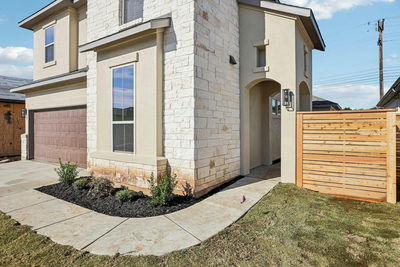 920 Indian Hawthorne Dr #GH-8 — photo 2
