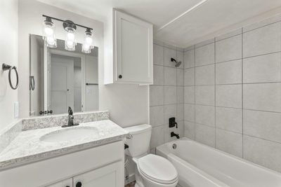 3819 Southway Dr #208 — photo 4