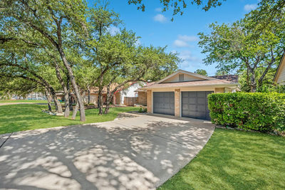 5810 Secrest Dr — photo 3