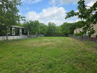1105 Miller St — photo 4