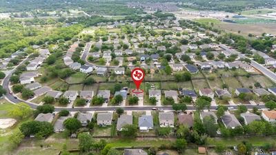 208 Dandelion Loop — photo 4