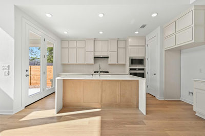 6305 Comanche Moon Trl — photo 2