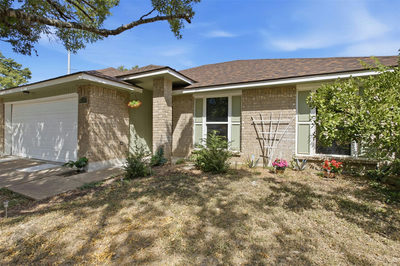 409 Kathleen Ln — photo 5