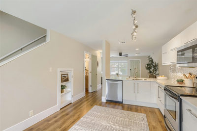 1101 Grove Blvd #306 — photo 2