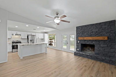 10001 Woodglen Dr — photo 4