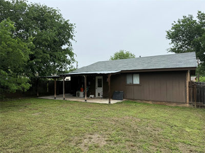 1704 S Walnut St — photo 2