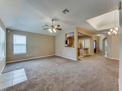 705 Harwood Dr — photo 4