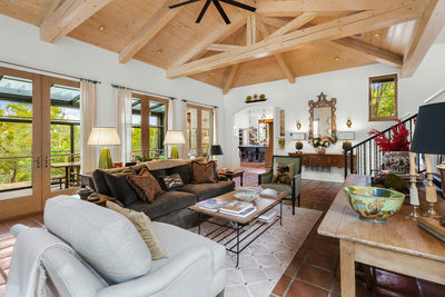 698 Windsong Trl — photo 3