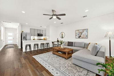 6800 Menchaca Rd #13 — photo 2