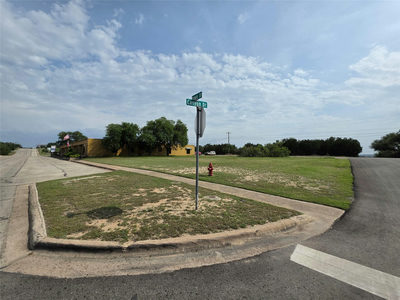20815 Dawn Dr — photo 3