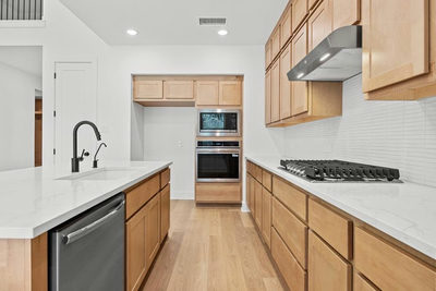 1317 Cypress Paul St — photo 4