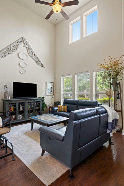 10903 Rock Island Dr — photo 2