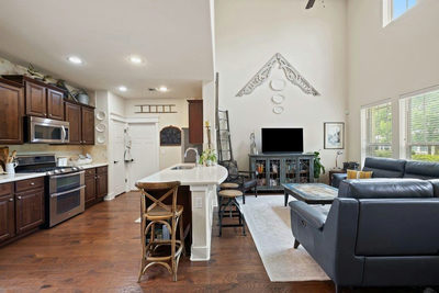 10903 Rock Island Dr — photo 4