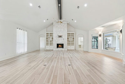 125 Carriage Ct — photo 5
