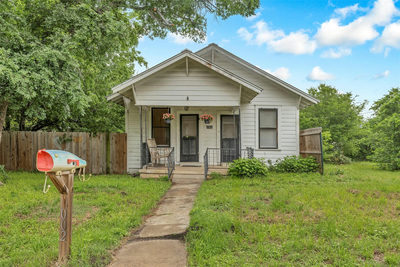 1002 Washburn St — photo 3