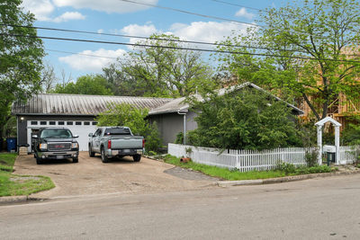 4411 Banister Ln — photo 5