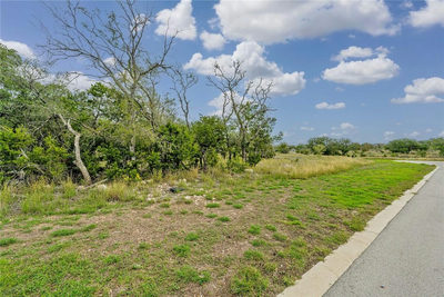 104 Rocky Summit Ct — photo 2