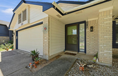 605 Brookside Pass — photo 2