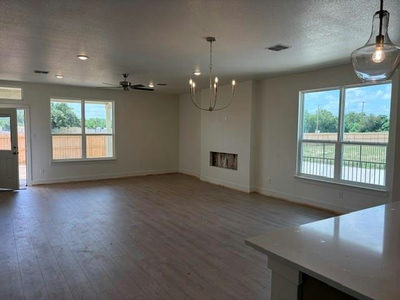 540 Gus Loop — photo 2
