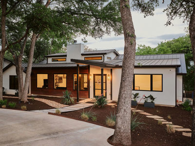 4301 Balcones Dr — photo 2
