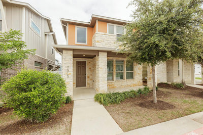 7915 Mellencamp Dr — photo 2