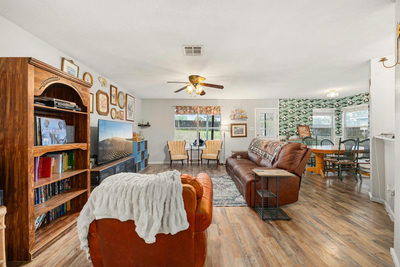137 Sawgrass Cir — photo 4