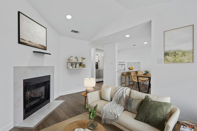 6409 Burns St #304 — photo 3