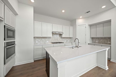 520 High Summit Dr — photo 2
