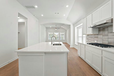 125 Three Oaks Ln — photo 5