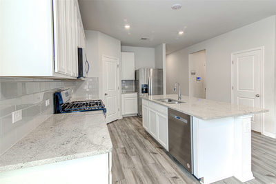 14404 Castleford Dr — photo 5