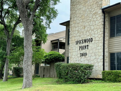 3809 Spicewood Springs Rd #137 — photo 2