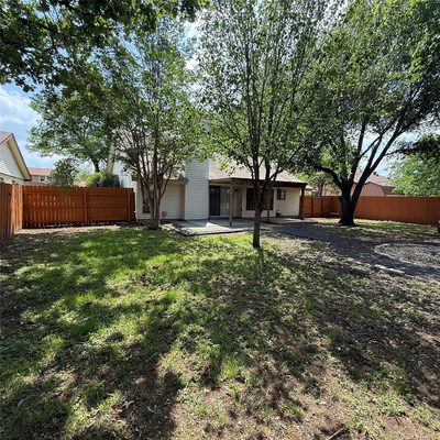 1500 Wroxton Way — photo 3