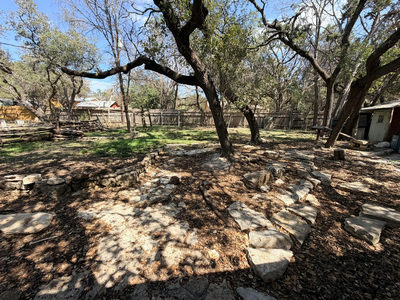 207 Hub Dr — photo 2