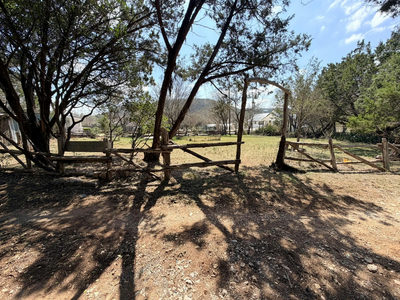 207 Hub Dr — photo 5