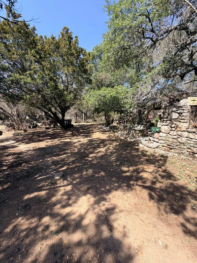 207 Hub Dr — photo 4