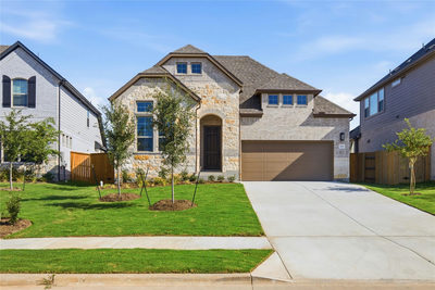 619 Breeze Hollow Ln — photo 2