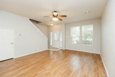 809 Craters Of The Moon Blvd — photo 4