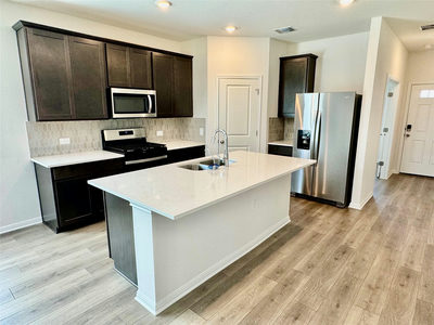 12512 Saint Thomas Dr — photo 2