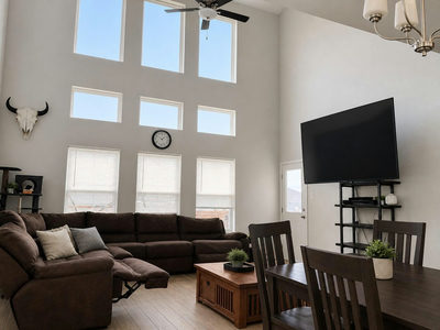 324 Windstar Rd — photo 3